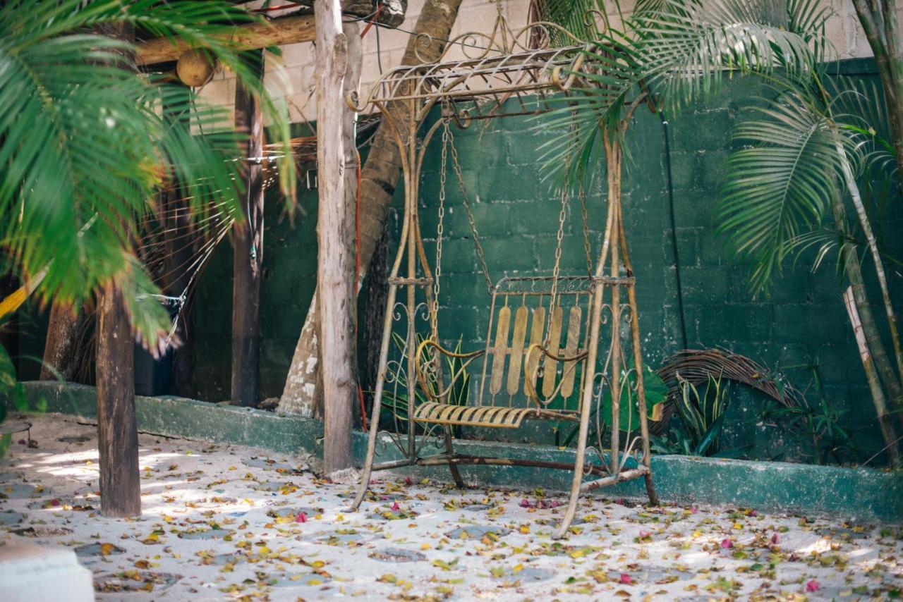 Lobo Inn Tulum Exterior photo
