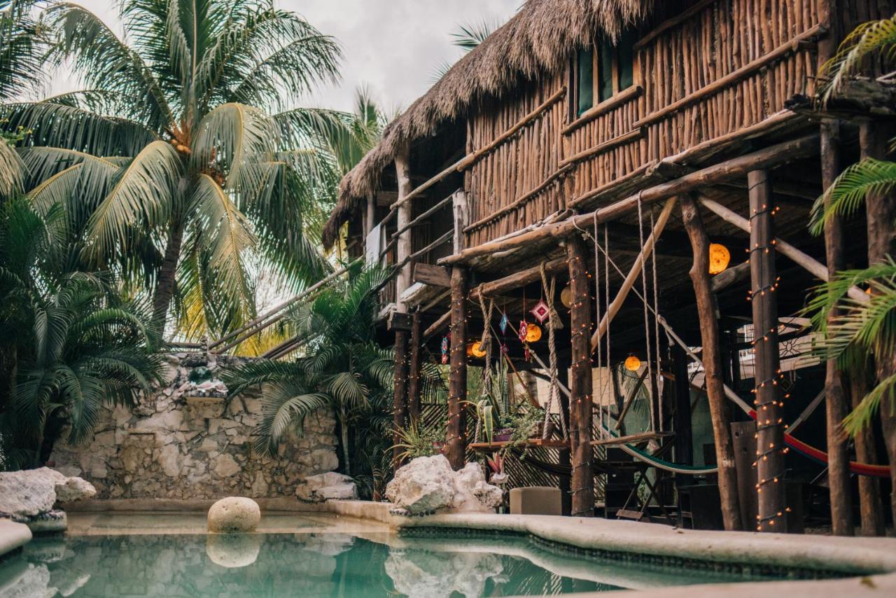 Lobo Inn Tulum Exterior photo